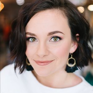 Meet your Posher, Stefanie